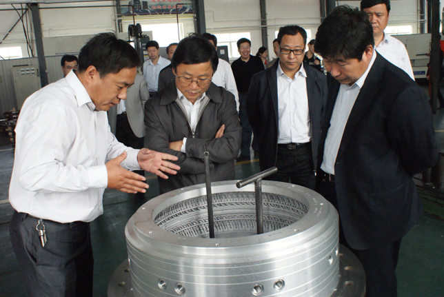 縣委書記、縣人大常委會主任田和友到公司調研