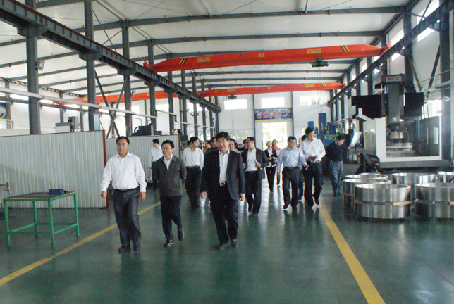 縣委書記、縣人大常委會主任田和友到公司調研