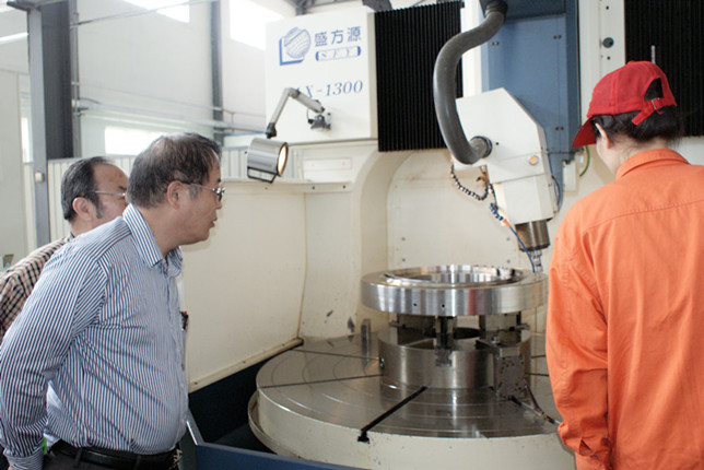 第四屆廣饒輪胎展喜迎臺商到公司參觀考察