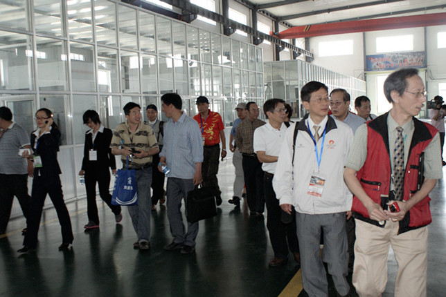第四屆廣饒輪胎展喜迎臺商到公司參觀考察